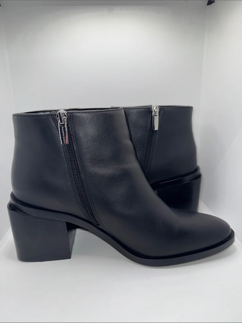 Vince Camuto Kelmi Ankle Boots Black Leather Women’s 8
